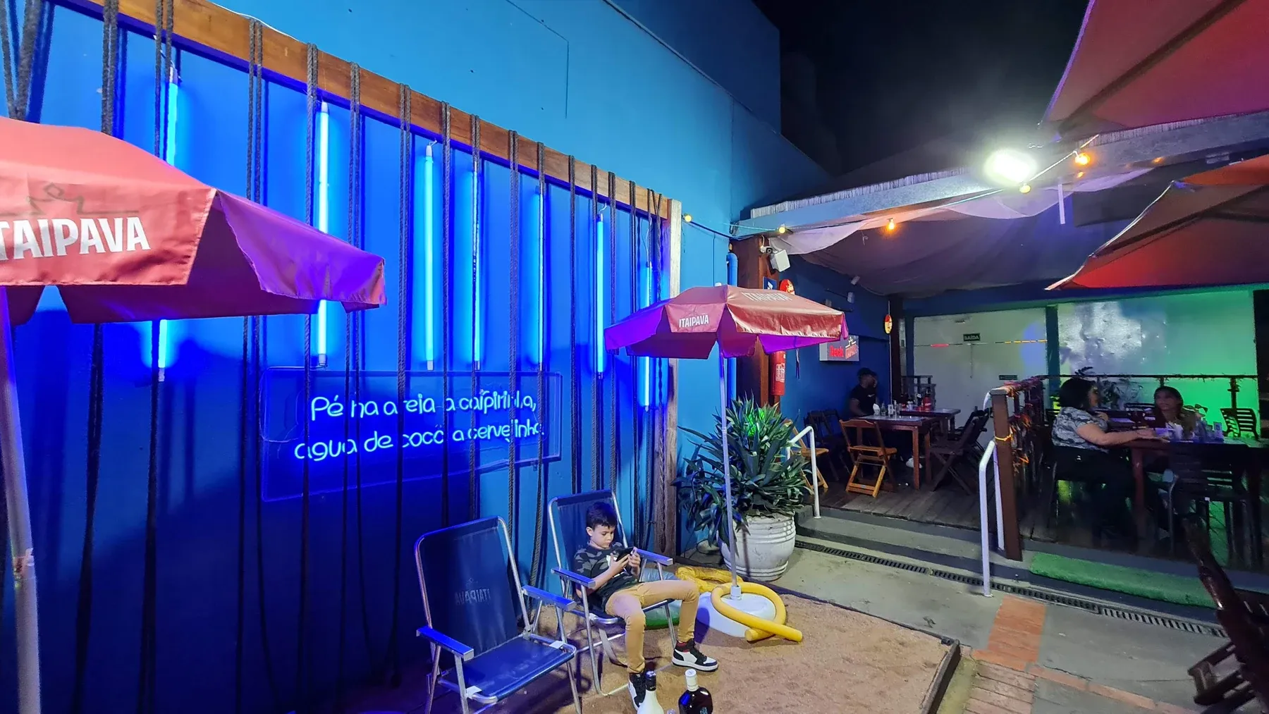 Bar: ambientes musicais e avaliação acústica