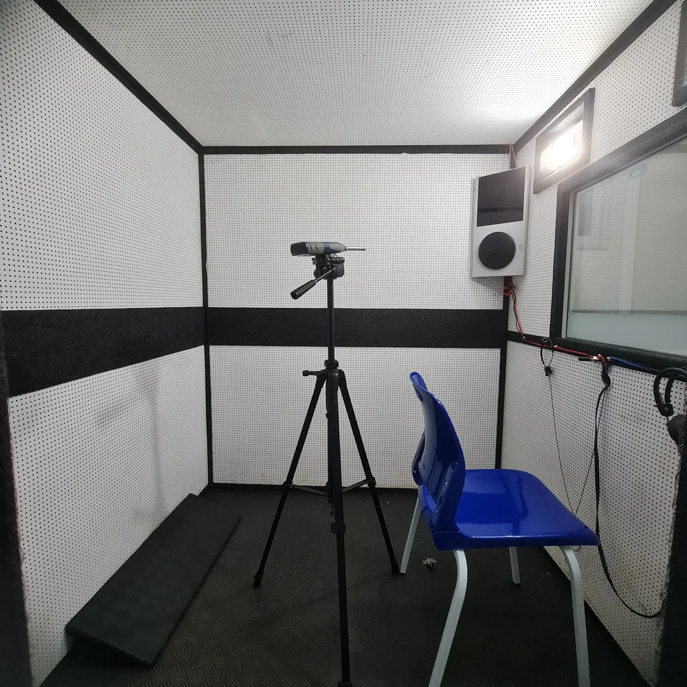 Cabine de audiometria: avaliação acústica