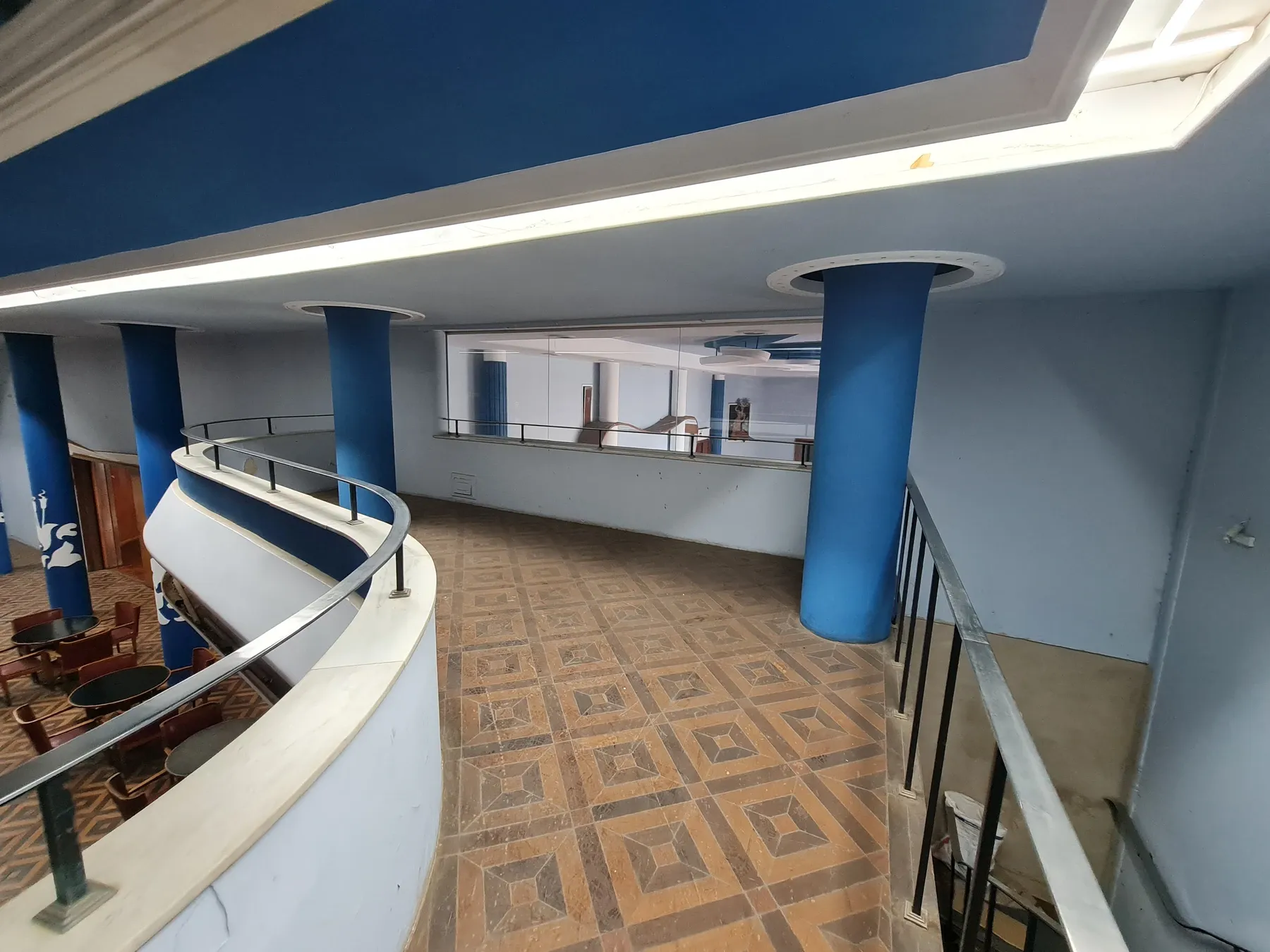 Vista da área adjacente ao salão social.